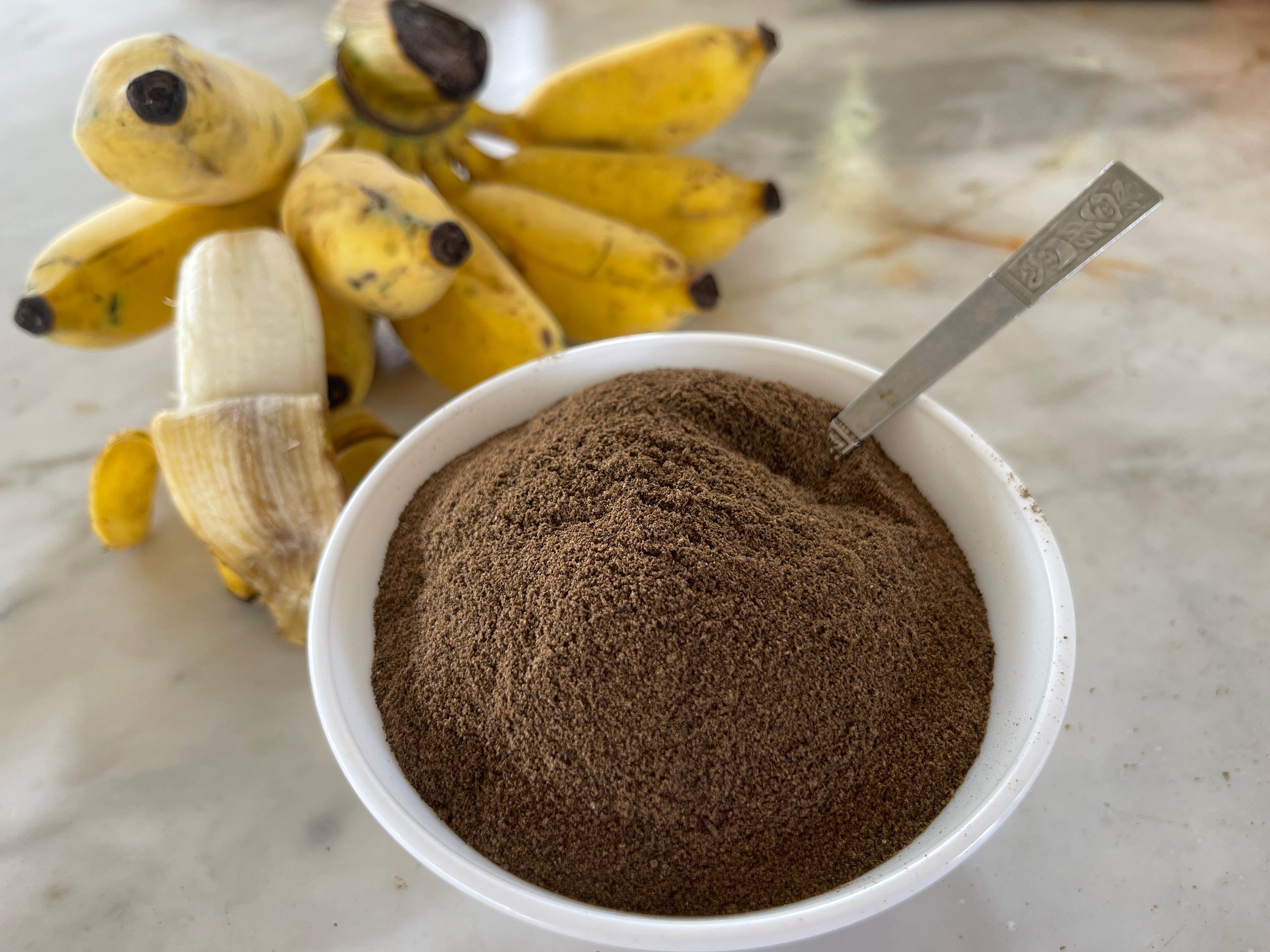 Blue Orchid Organic: Why Banana Peel Powder is More Than Just a "Healthy Tea"